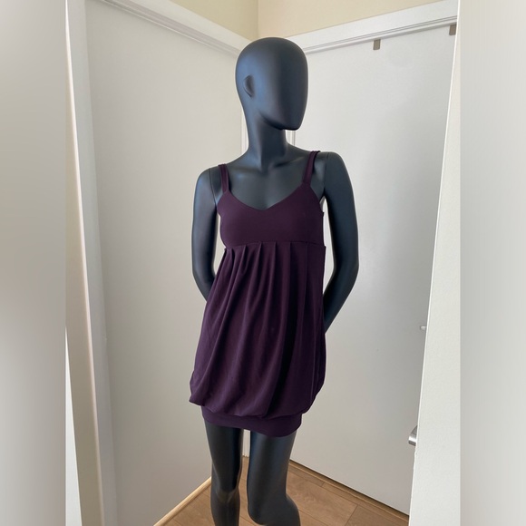 Burgundy Top - Picture 4 of 5